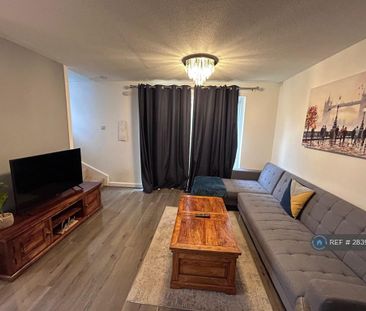 2 bedroom detached house to rent - Photo 1