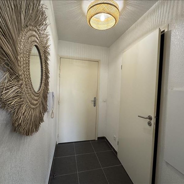 1 pièce - Meublé - 24,85 m² - 3ème étage - Colocation non autorisée - Photo 1