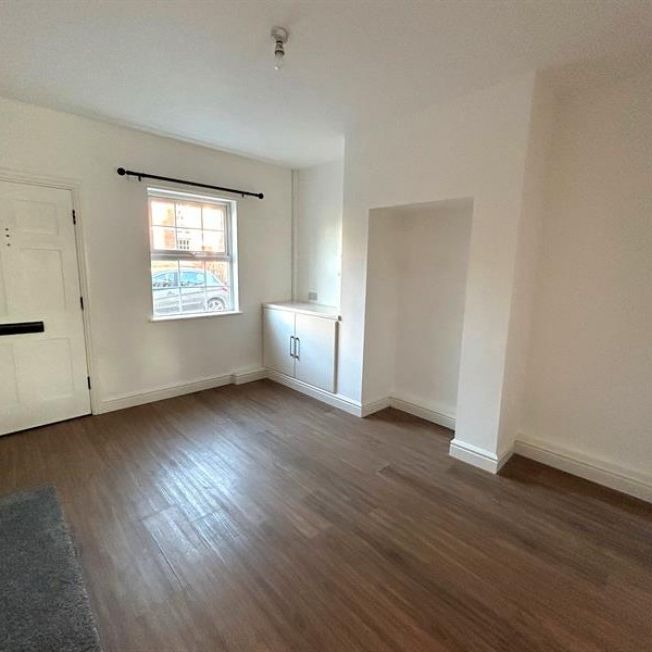 2 Bedroom Terraced To Let - Photo 1