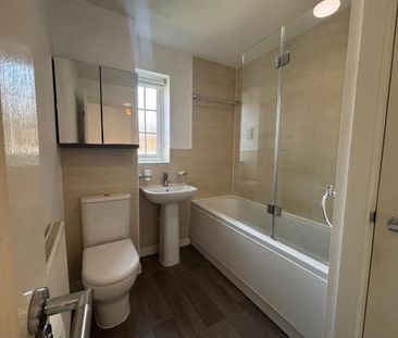 3 bedroom end of terrace house to rent - Photo 6