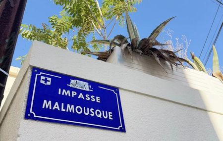 Location Appartement 3 pièces 70m² MARSEILLE 7ème - Photo 4