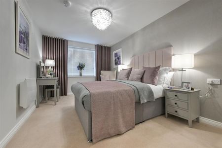 Orchard Lodge, Calne, Wiltshire - Photo 4