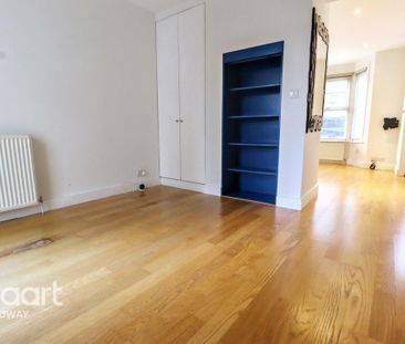 3 bedroom terraced house to rent - Photo 4