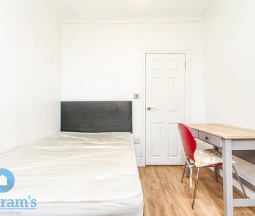 1 bed Shared House for Rent - Photo 2