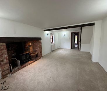 2 bedroom end of terrace house to rent - Photo 1