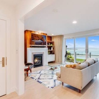 Breathtaking Ocean View Home - Photo 3