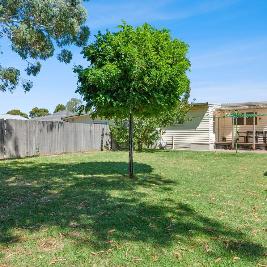 Family Friendly Home - Photo 1