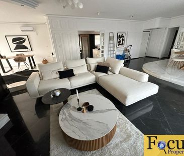 Ενοικίαση κατοικίας, 230 τ.μ., Γλυφάδα, 4.500 € - Photo 1