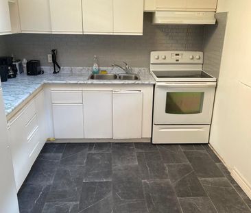 For Lease - 99 Overture Road Unit# Upper, Toronto, Ontario - Photo 6