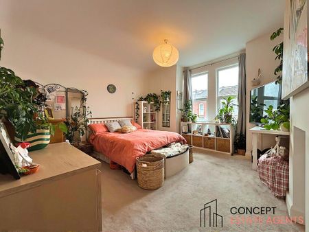 4 bedroom terraced house to rent - Photo 3