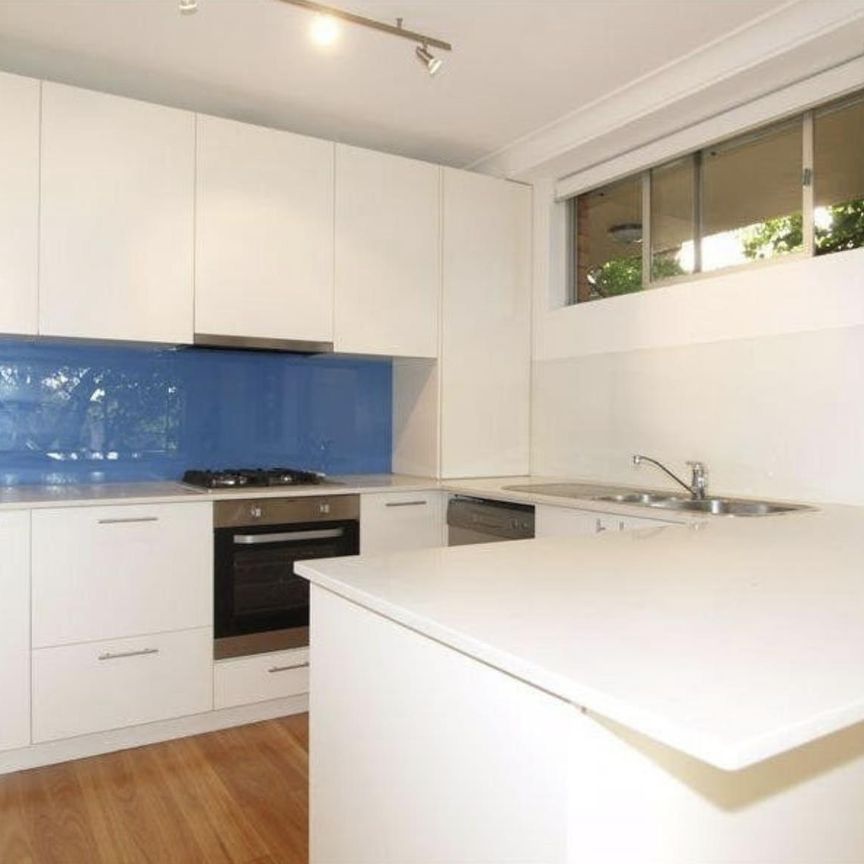 3/160 Raglan Street, Mosman NSW 2088 - Apartment For Rent | Domain - Photo 1