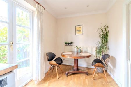 2 bedroom terraced house to rent - Photo 2