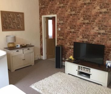 Walker Street, Earlsheaton, Dewsbury - Photo 1