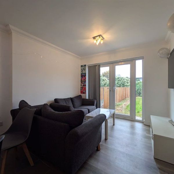 Ringwood Crescent, Nottingham - Photo 1