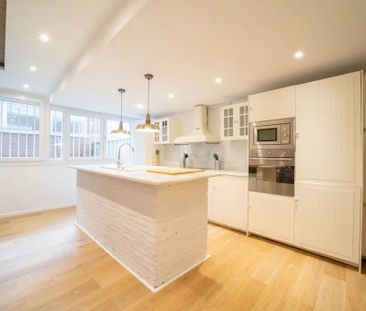 Calle de Guzmán el Bueno, Madrid, Community of Madrid 28015 - Photo 6