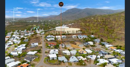 SHARE HOUSE - ALL ROOMS AVAILABLE - Photo 5