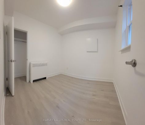 For Lease - 1980 Eglinton Avenue Unit# 2, Toronto, Ontario - Photo 1