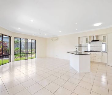 12 Rainbow Circuit, Coomera Waters - Photo 1