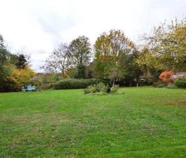 Lock Chase, London, SE3 - Photo 3