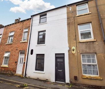 4 bedroom terraced house to rent - Photo 3