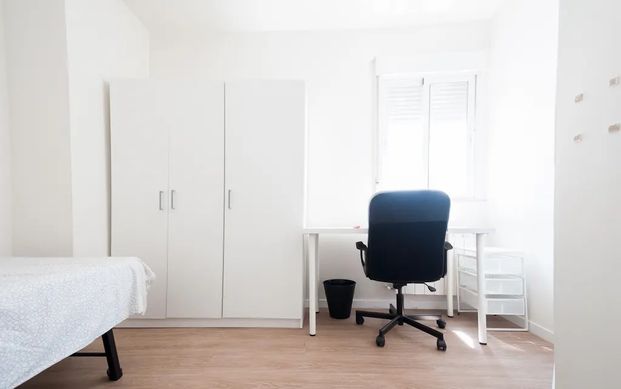 Calle de Santa Feliciana, Madrid, Community of Madrid 28010 - Photo 1