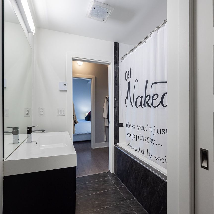 Condo for rent, Montréal (Saint-Laurent) - Photo 1
