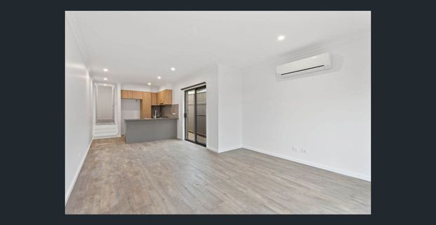 Modern Comfort, Style & Convenience - Photo 1