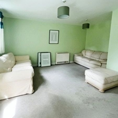 NEVENDON, BASILDON - Photo 1