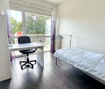 Location Appartement 4 pièces Meublé 73m² HEROUVILLE ST CLAIR 14200 - Photo 5