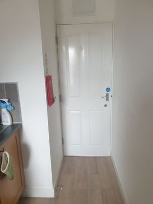 2 Bed Flat, Bramble Street, CV1 - Photo 1