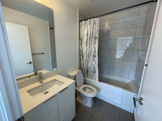 For Lease - 32 Forest Manor Road Unit# 810, Toronto, Ontario - Photo 1