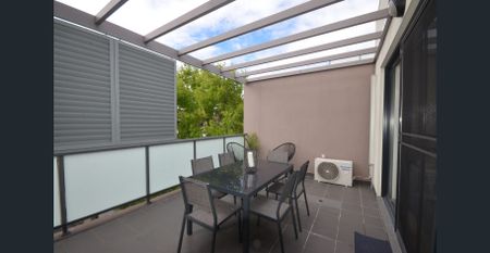 Immaculate 2 Bedroom Apartment - Photo 5