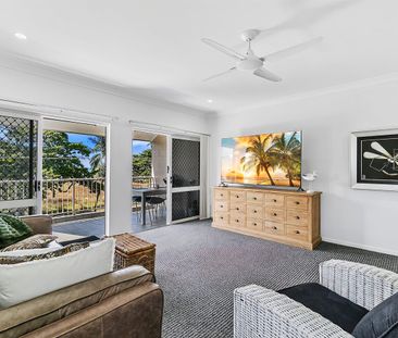 Top floor beachfront apartment, elevated ocean outlook. - Photo 1