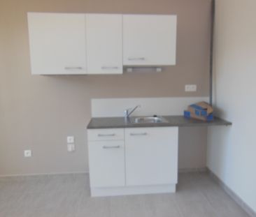 Location Appartement 2 pièces 48m² AURILLAC 15000 - Photo 4