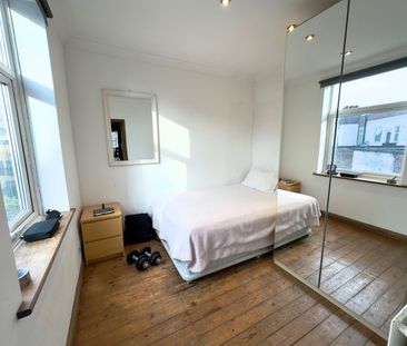 3 Bed Flat, Bolton Crescent, SE5 - Photo 5