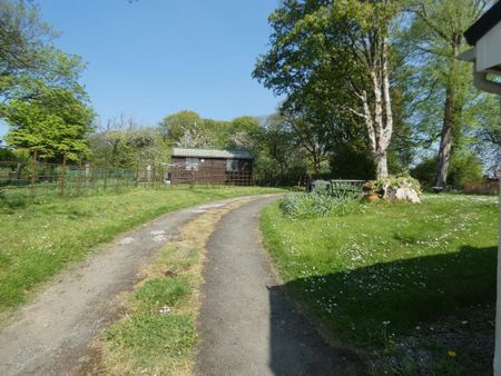 2 bedroom detached house to rent - Photo 4