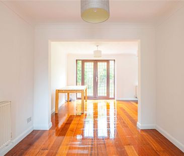 3 bed Detached House for rent - Photo 3