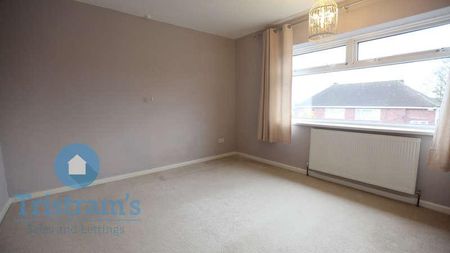 Holmesfield Drive, Heanor, DE75 - Photo 2