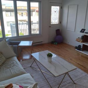 MTL NORD : 5 ½ HAUT DUPLEX, GRANDE TERR - Photo 3