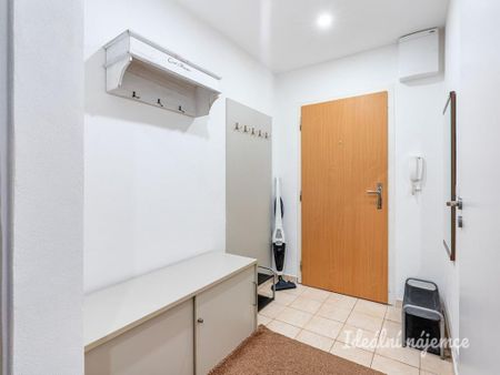Pronájem bytuRenting an apartment 2+kk, 42 m2 - Photo 2