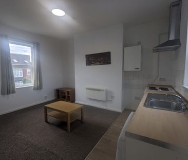 1 Bed Flat, Clough Road, S61 - Photo 6