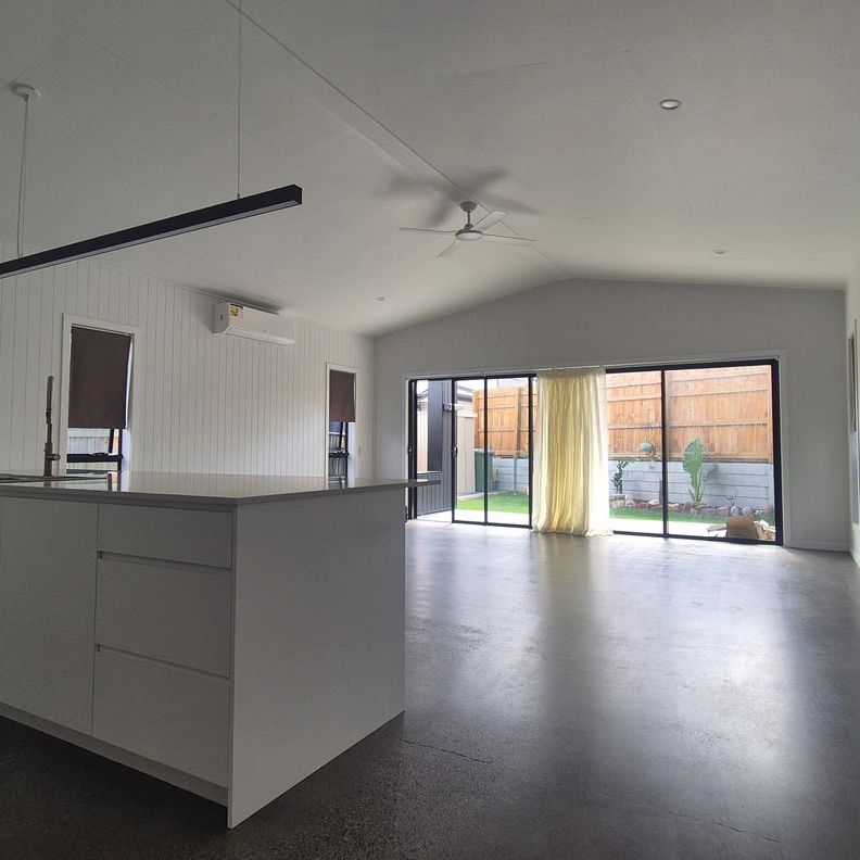 Newly completed home for Rent in Carina Heights - Photo 1