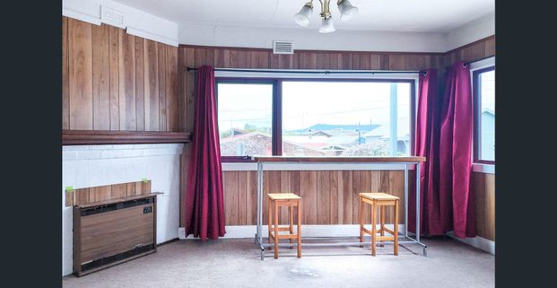 Convenient 2-Bedroom Unit in the Heart of Burnie - Photo 1