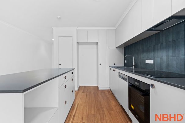 The Ultimate Blend of Luxury, Lifestyle & Location - Photo 1