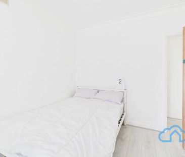 RM2 Regal Court | Enfield | London | N18 2XU - Photo 2
