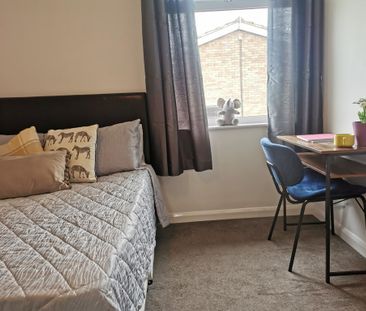 5 bedroom house to rent - Photo 1