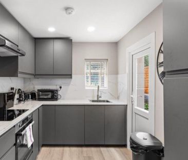 3 bedroom terraced house to rent - Photo 4