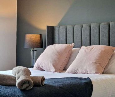 Stunning-bedroom Terrace House With Sea View On St Chads Road, Blac... - Photo 2