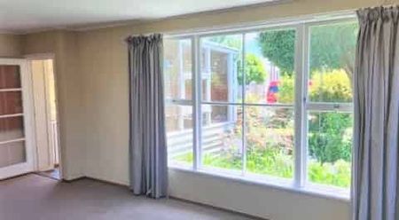 Warm & Welcoming 3-Bedroom Family Home in Beerescourt - Photo 4