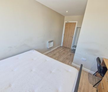 Studio to rent - Photo 6